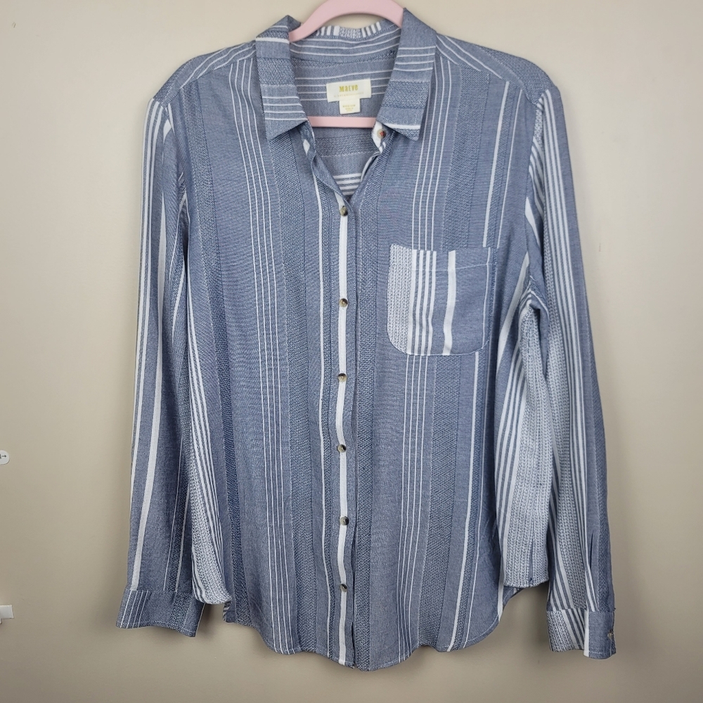 | Anthro | Maeve Chatham Chambray Blue & White Button Down Shirt size M